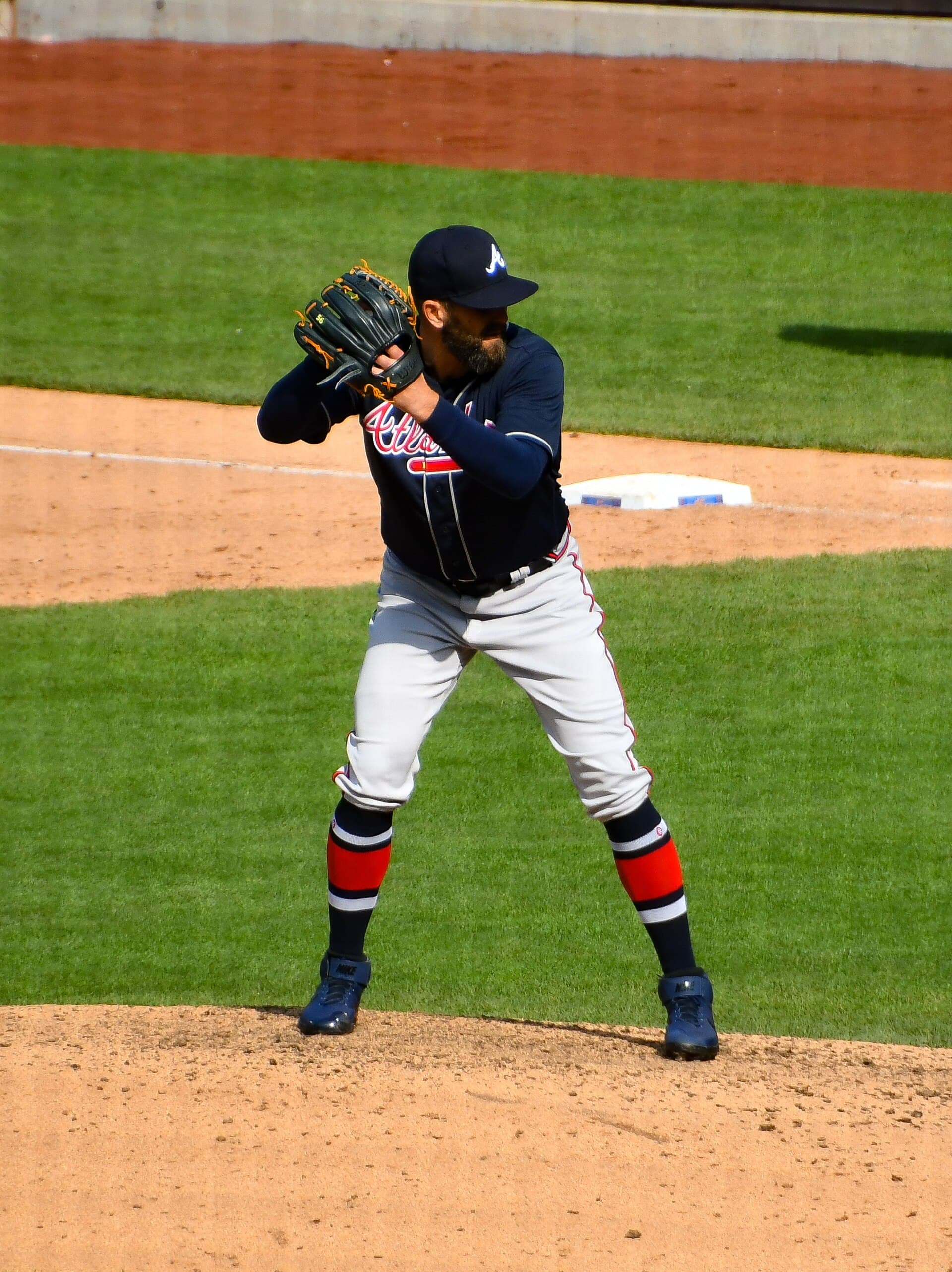 Darren O'Day pitching