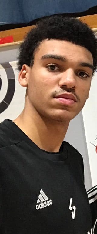 Oscar Wembayama