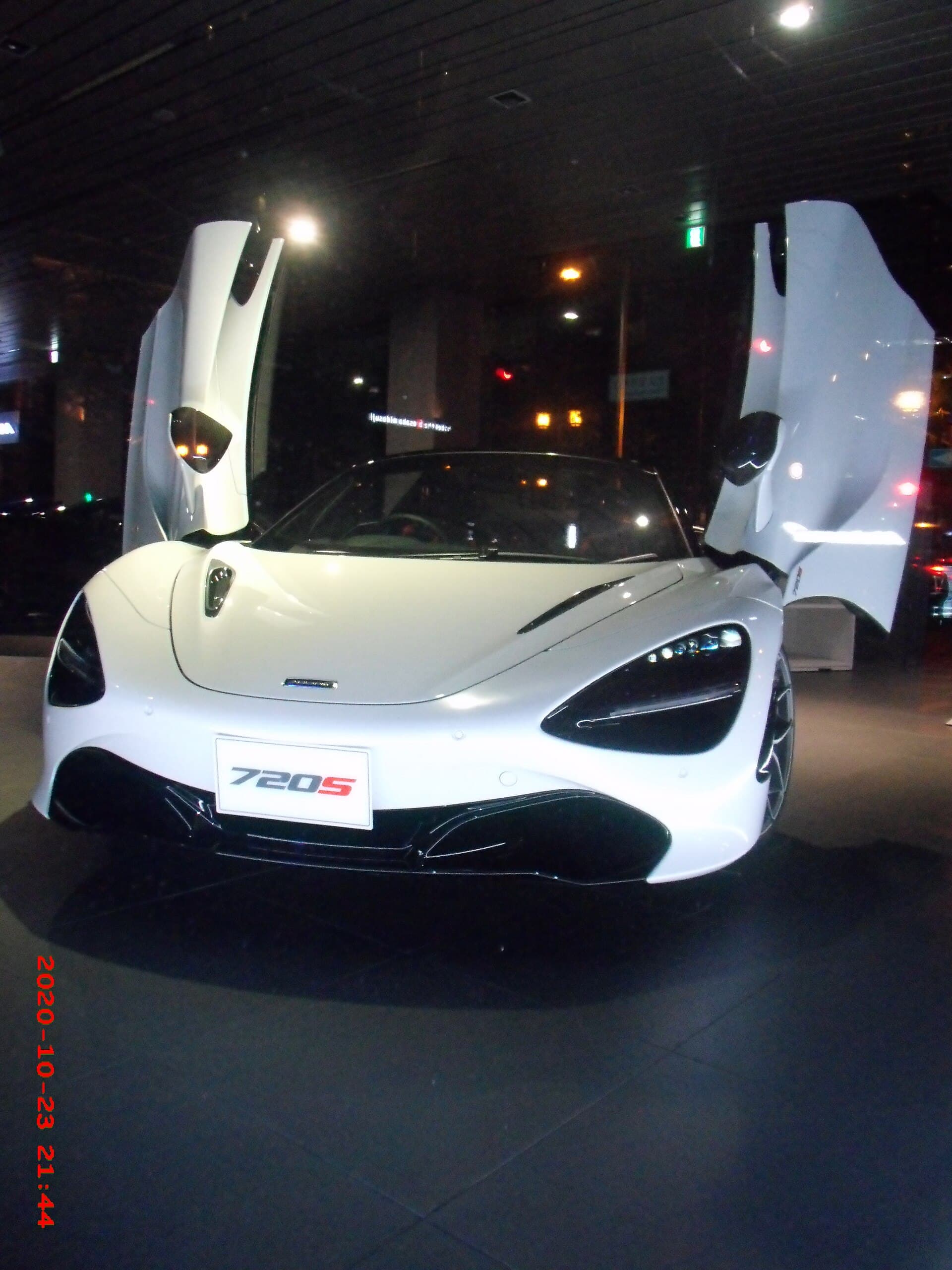 McLaren 720S Midousuji