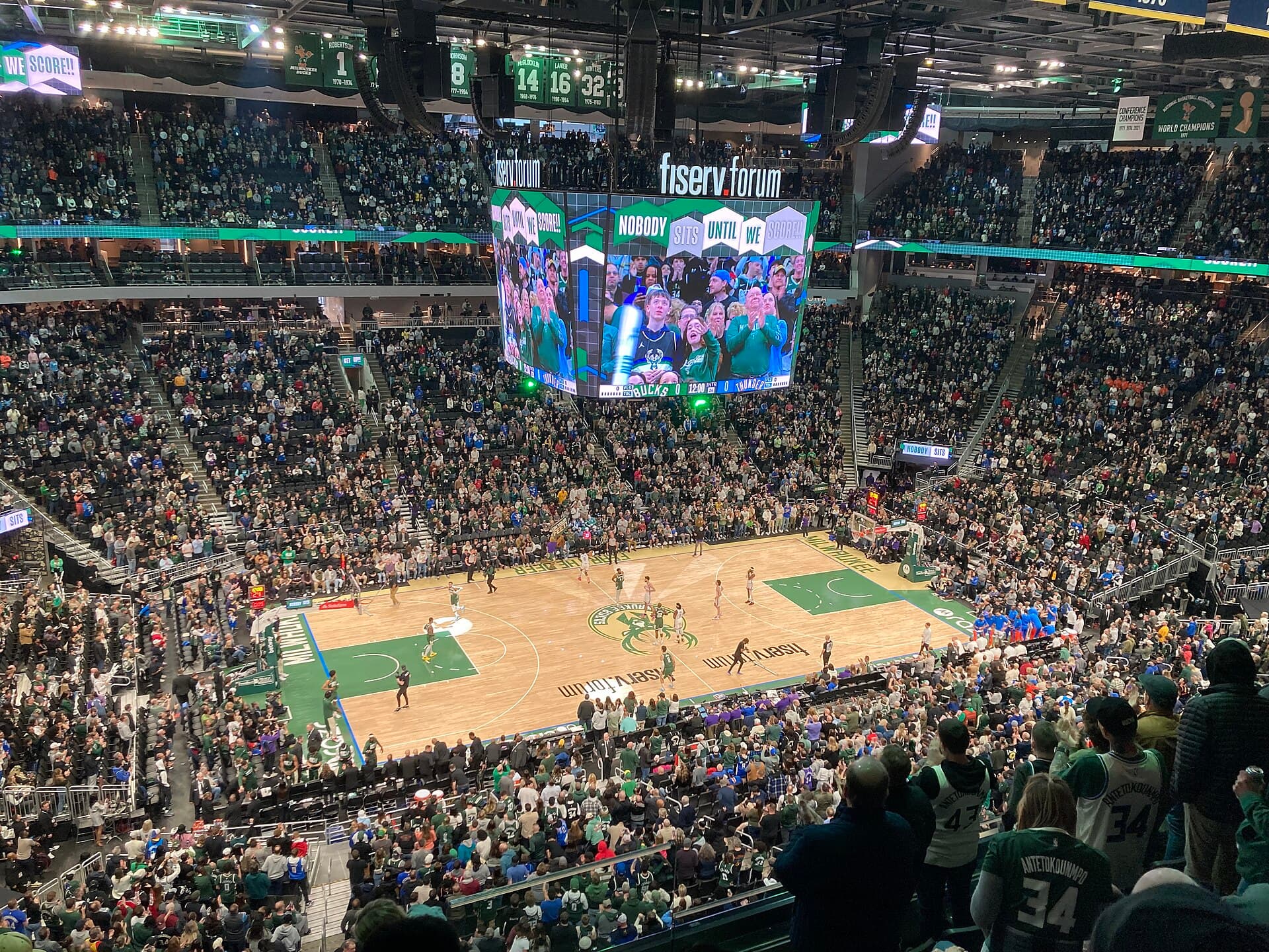 Oklahoma City Thunder vs. Milwaukee Bucks March 2024 04 (arena)