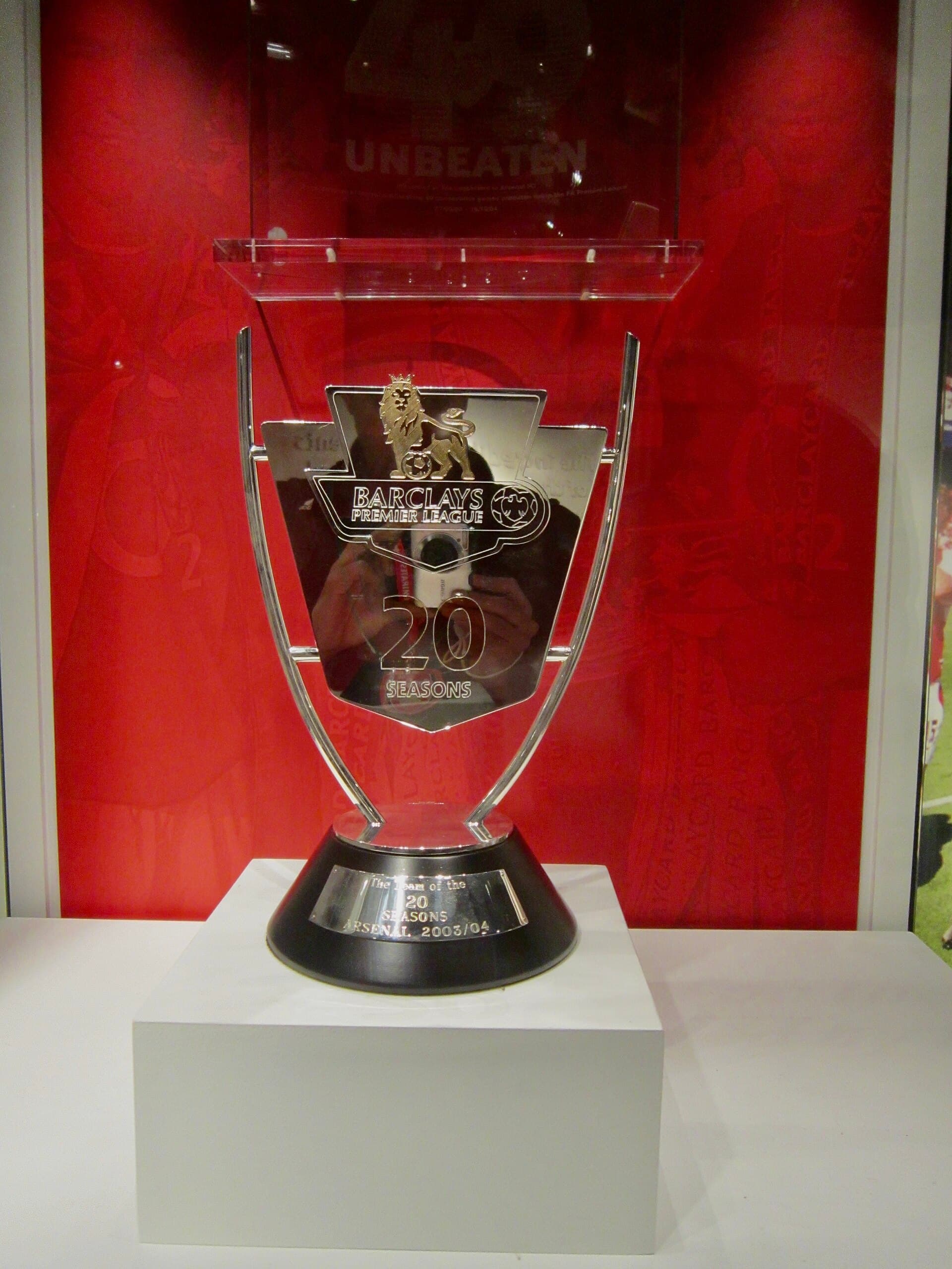 Arsenal Football Club , Emirates stadium